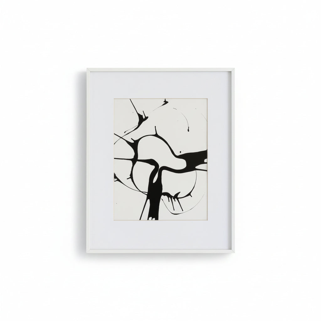 Medium Art Black/White With White Frame